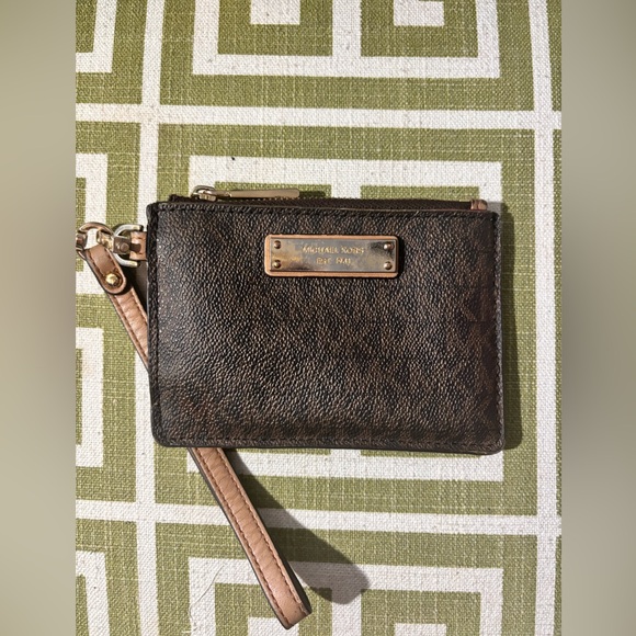 3 PC. MK Signature Coated Canvas Grayson Boston Crossbody, Wallet, & Dust Bag - Picture 3 of 15